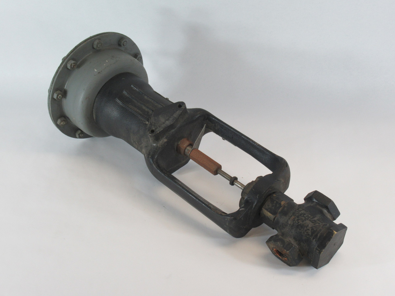 Taylor Lin-E-Aire Cast Iron Control Valve 1/2" NPT 8-15 psi SHELF WEAR USED