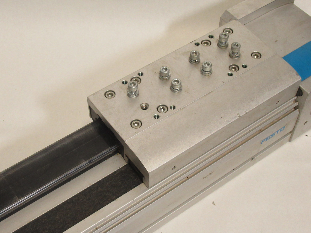 Festo 556815 EGC-120-850-TB-KF-0H-GK Linear Actuator 120mm Size SHELF WEAR USED