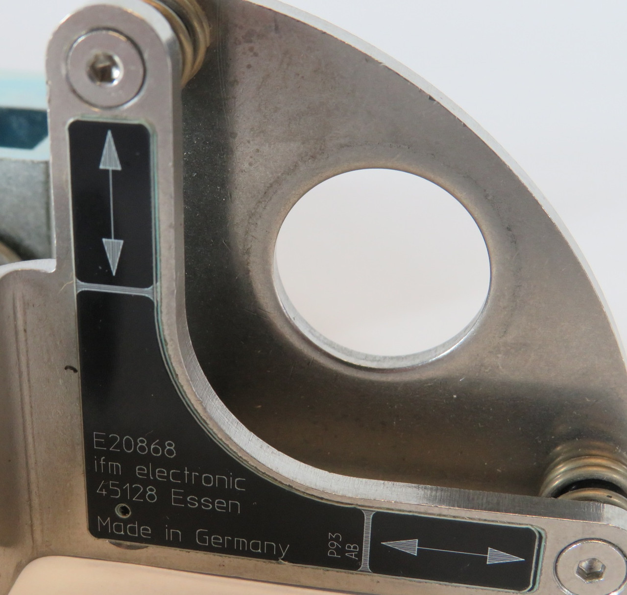 Ifm E20868 Mount for Laser Sensor 18.5mm Diameter USED