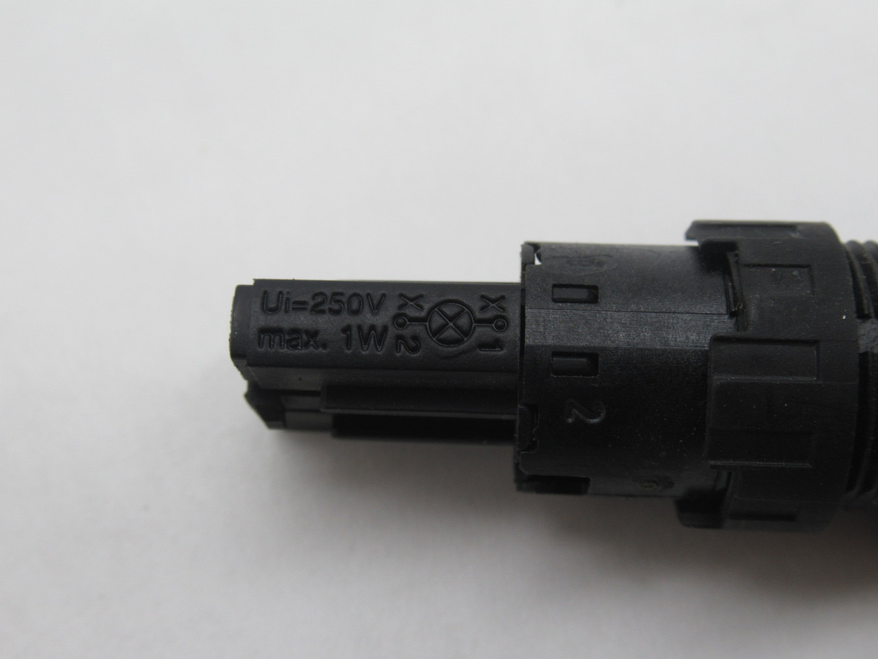 Moeller Q18D-RT 086713 Momentary Push Button Actuator Red Cap 250V 1W NOP