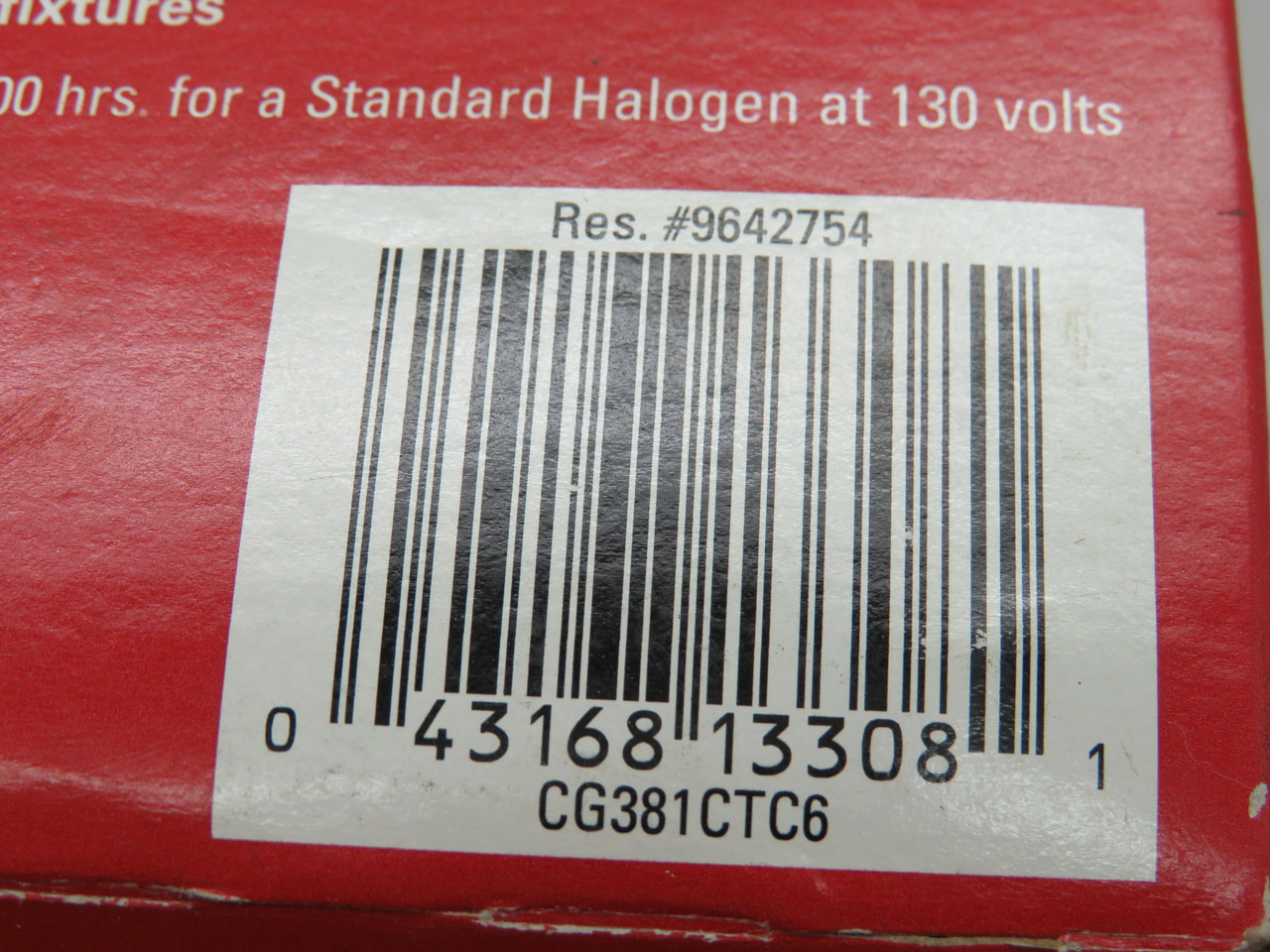 General Electric 90PAR/H/FL25 25 DEG Floodlight 2500 hrs. 130V 90W BOX DMG NEW