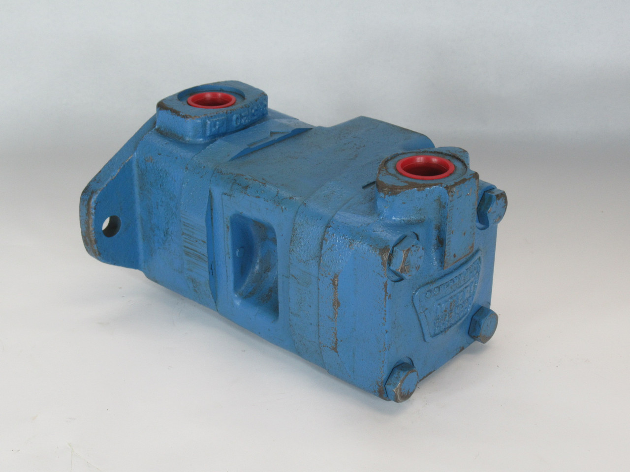 Vickers V20201F8S8S1BB20LH Vane Pump 2" Inlet 1.0625"-12 Outlet SHELF WEAR NOP