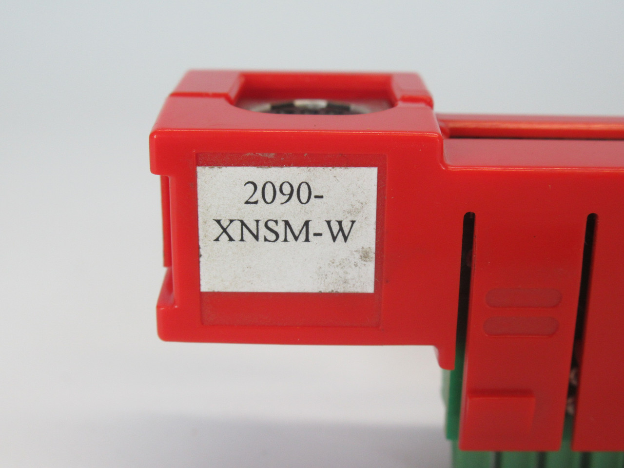 Allen-Bradley 2090-XNSM-W Header Connector USED