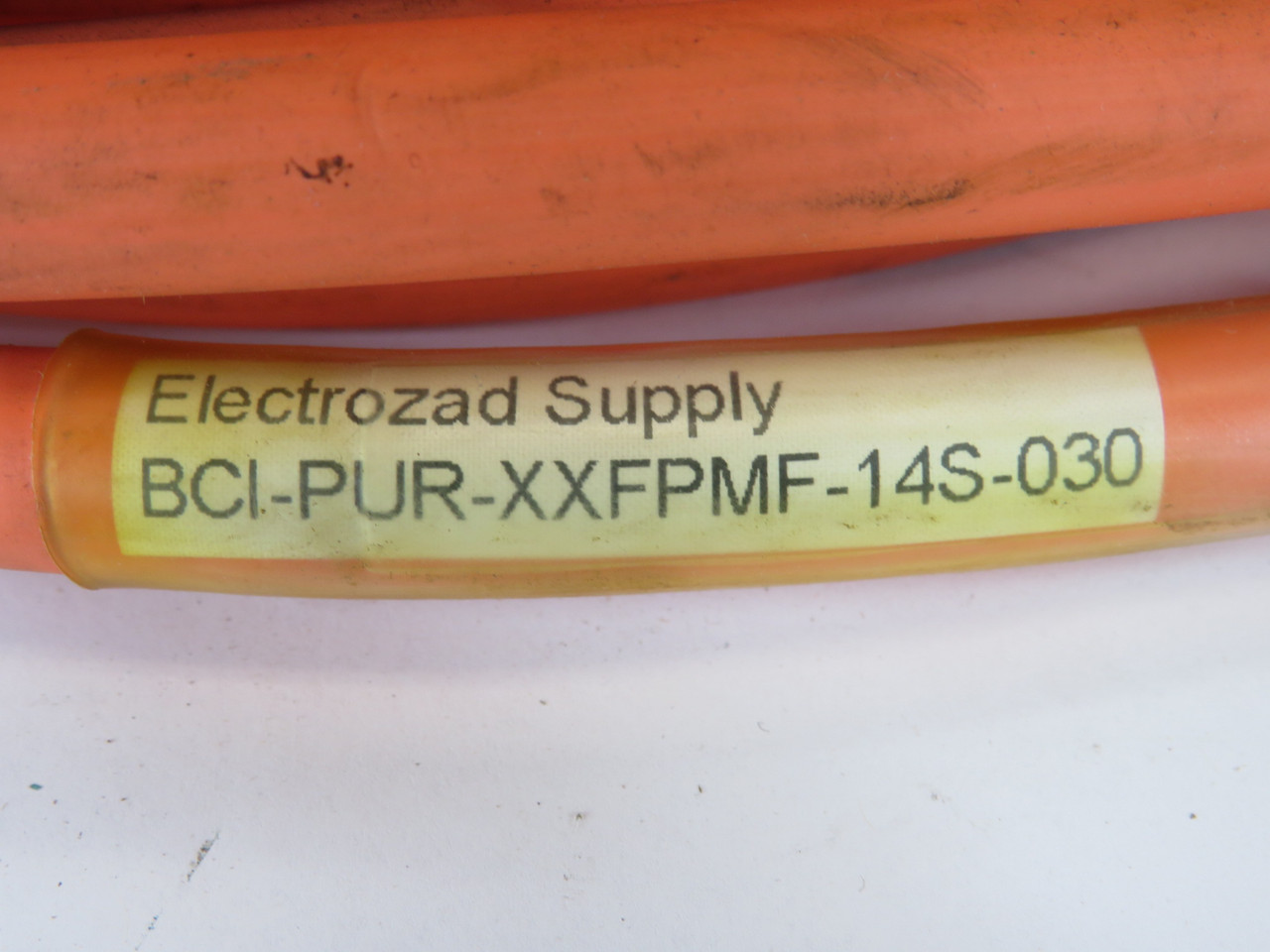 Electrozad Supply BCI-PUR-XXFPMF-14S-030 Orange Servo Cable 30' USED