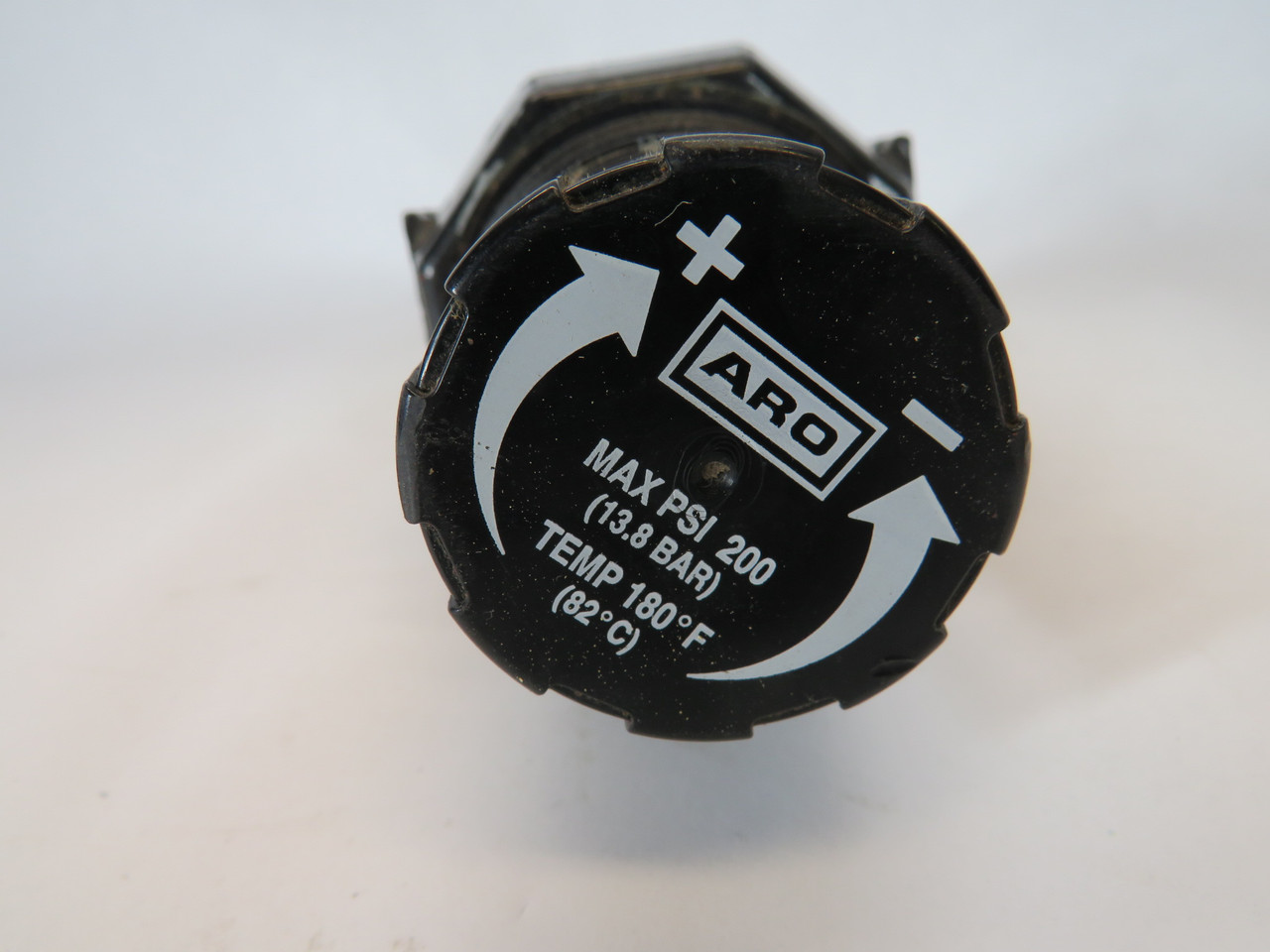 ARO R27231-100 Relieving Pressure Regulator 3/8" 200 psi FADED LABEL USED