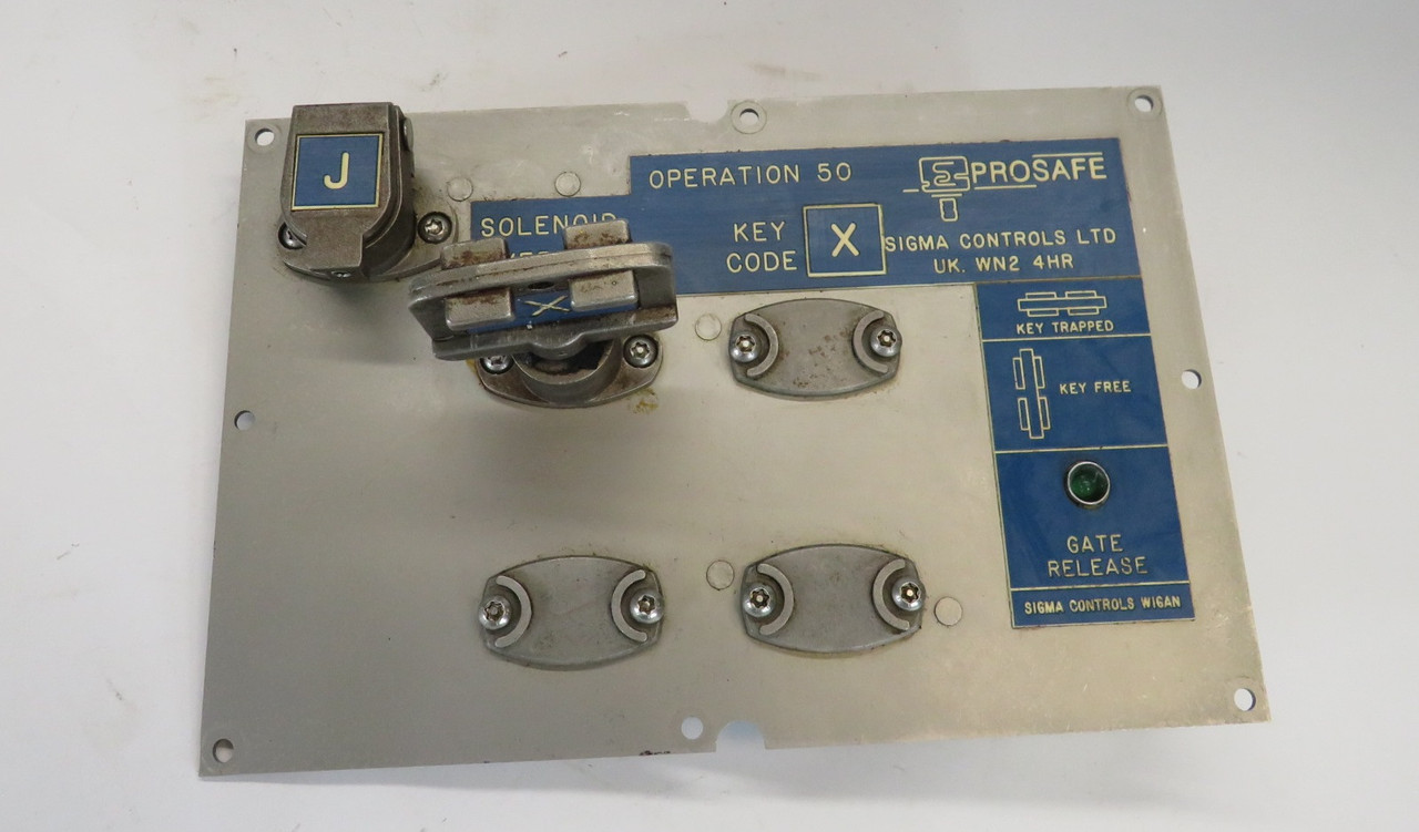 Sigma SRU45 Prosafe Illuminated Key Exchange Control Keycode X 24VDC USED