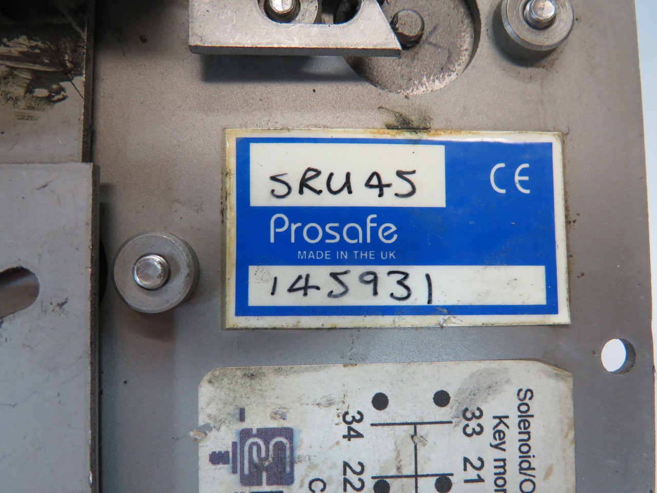 Sigma SRU45 Prosafe Illuminated Key Exchange Control Keycode X 24VDC USED