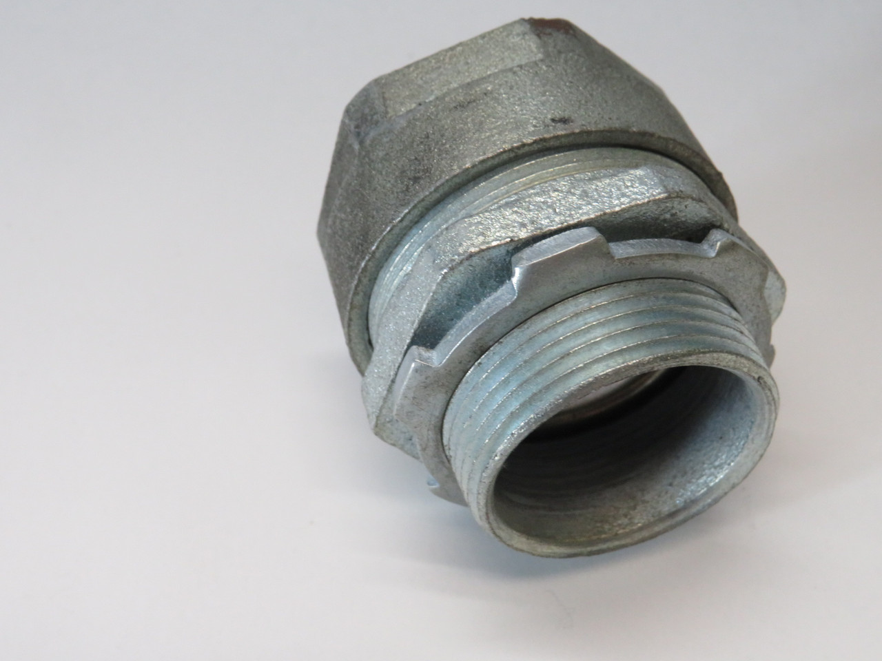 OZ-Gedney 4Q-125 Straight Liquidtight Connector 1-1/4" USED