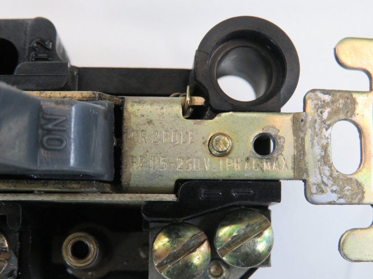 Allen-Bradley 600-TOX4 Manual Toggle Motor Starter 1-Pole 1Ph 115-230VAC USED