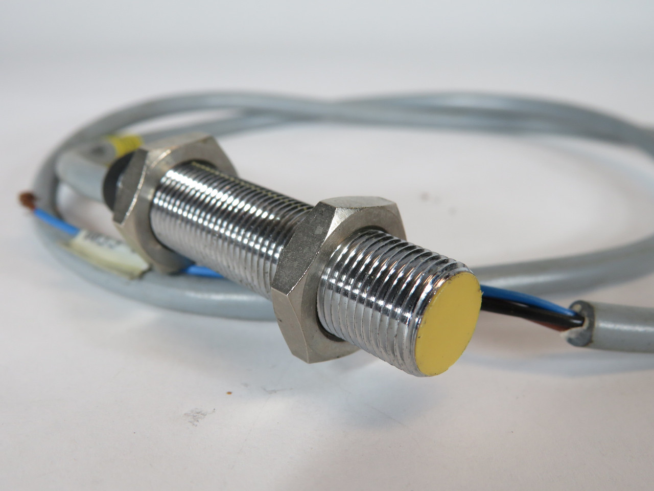 Turck BI2-G12-AN6X Proximity Switch 10-30 VDC 30" Cable USED