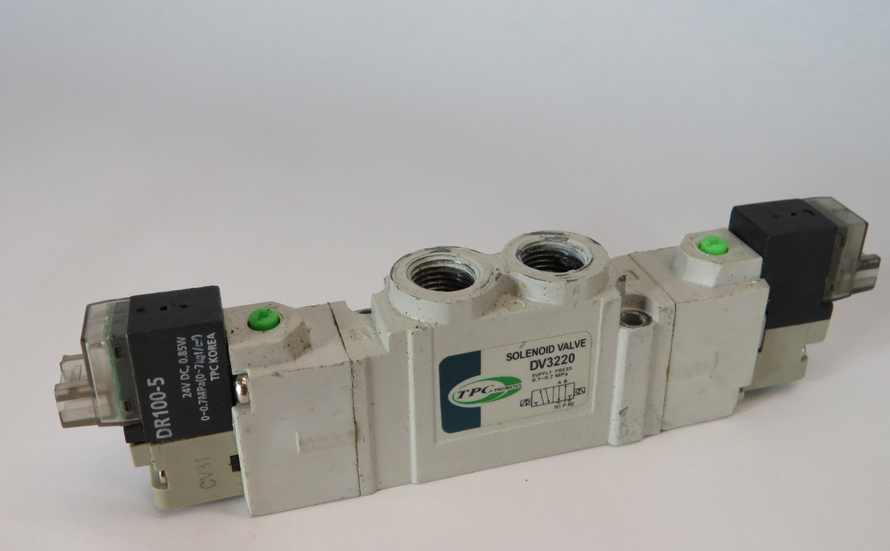 TPC DV3220-5H-01 Solenoid Valve 0.1-0.7MPa 24VDC 0.85W 1/8" USED