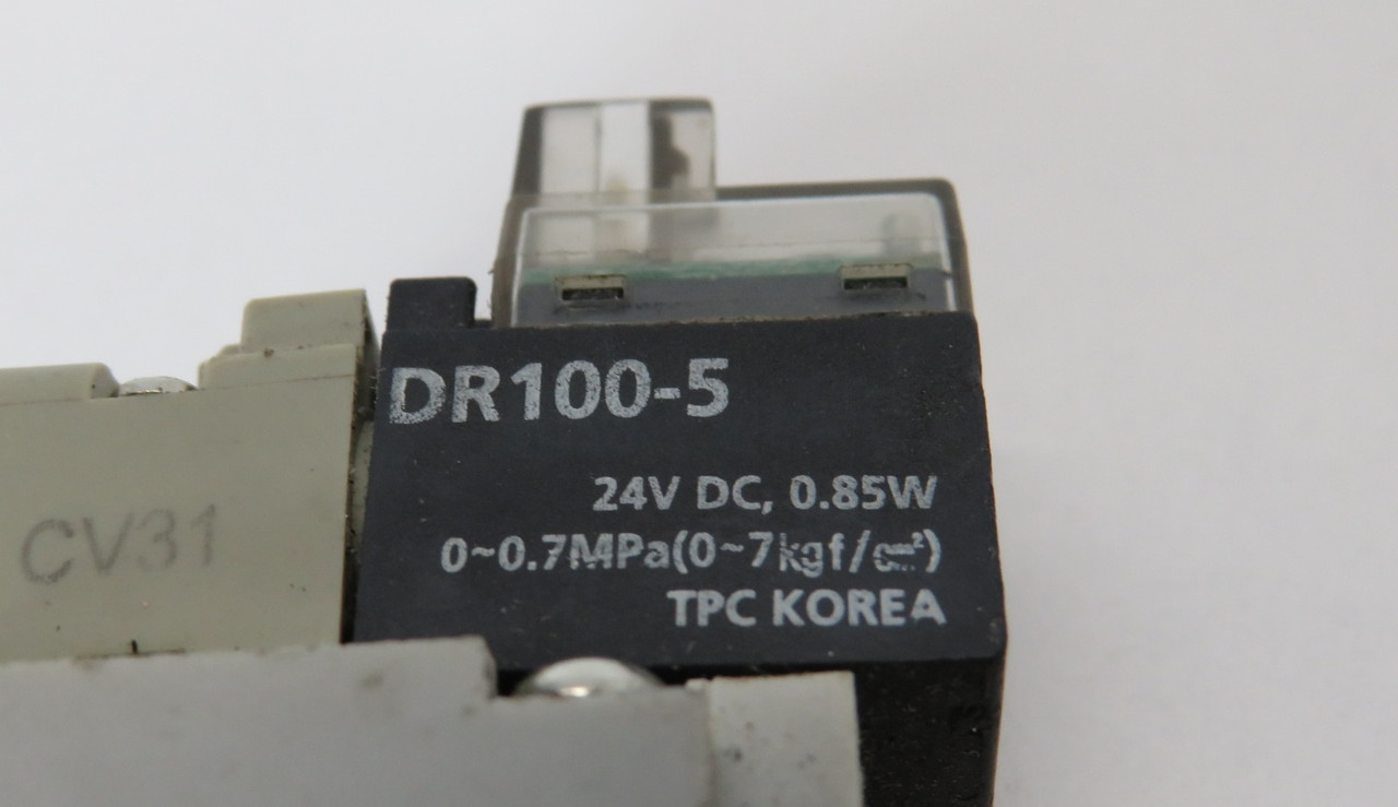 TPC DV3220-5H-01 Solenoid Valve 0.1-0.7MPa 24VDC 0.85W 1/8" USED