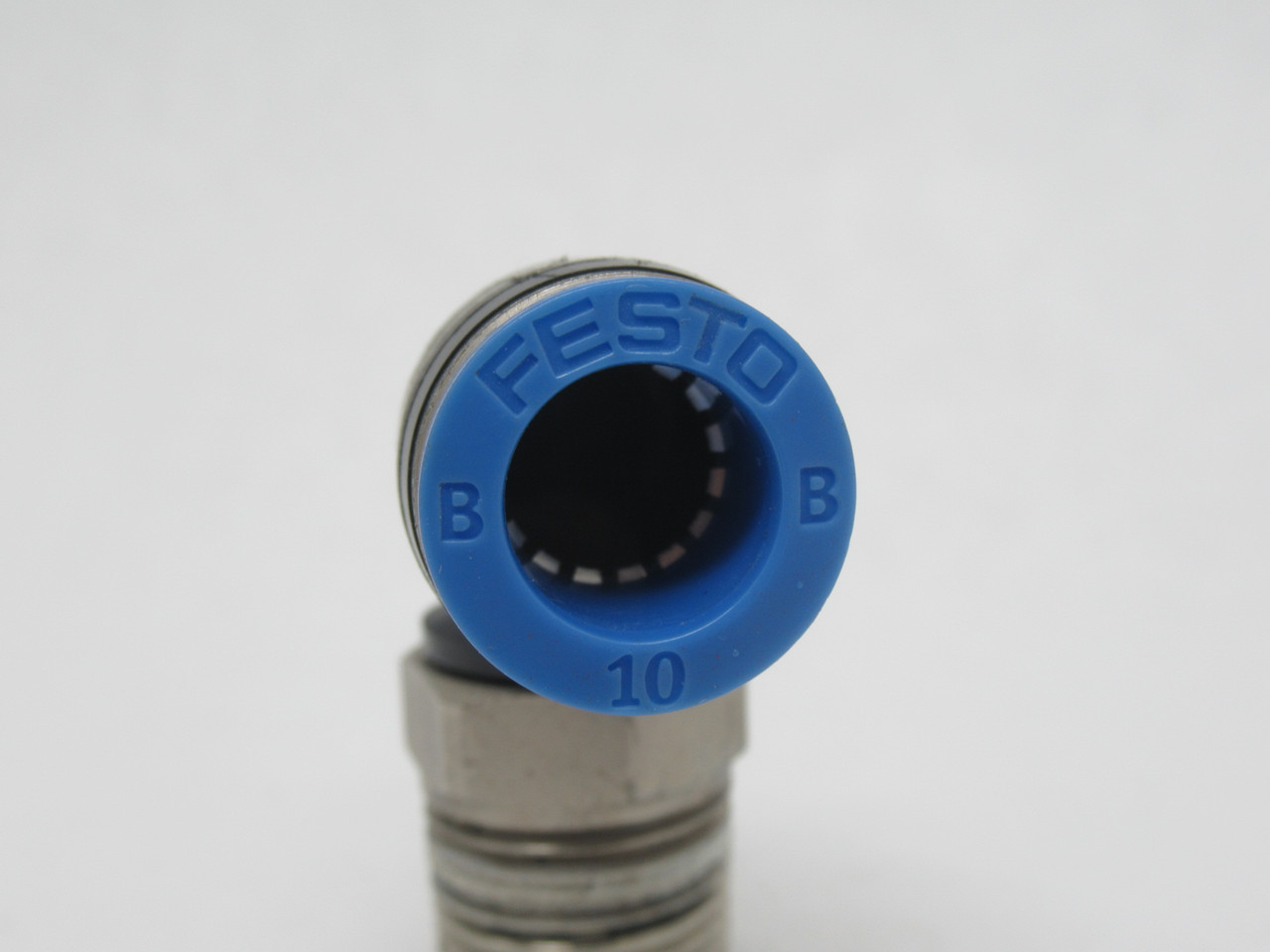 Festo 130934 QSL-B-3/8-10 Push-In L Fitting R3/8" Thread 10mm Tubing OD USED