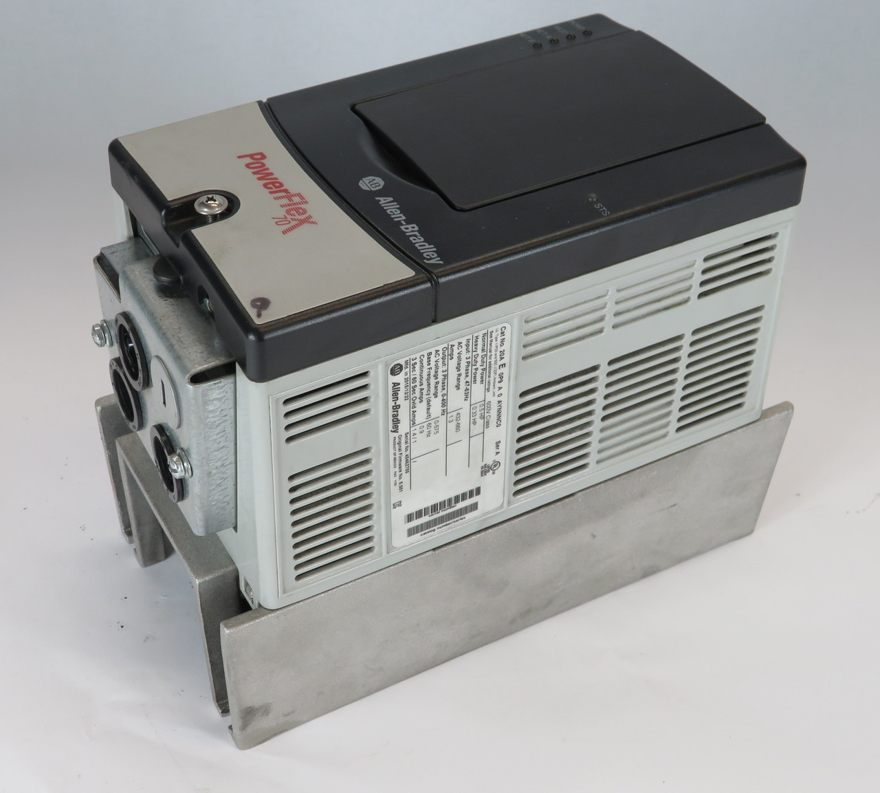 Allen-Bradley 20AE0P9A0AYNNNC0 Ser A AC Drive 3Ph 47-63Hz 432-660VAC 1.3A USED