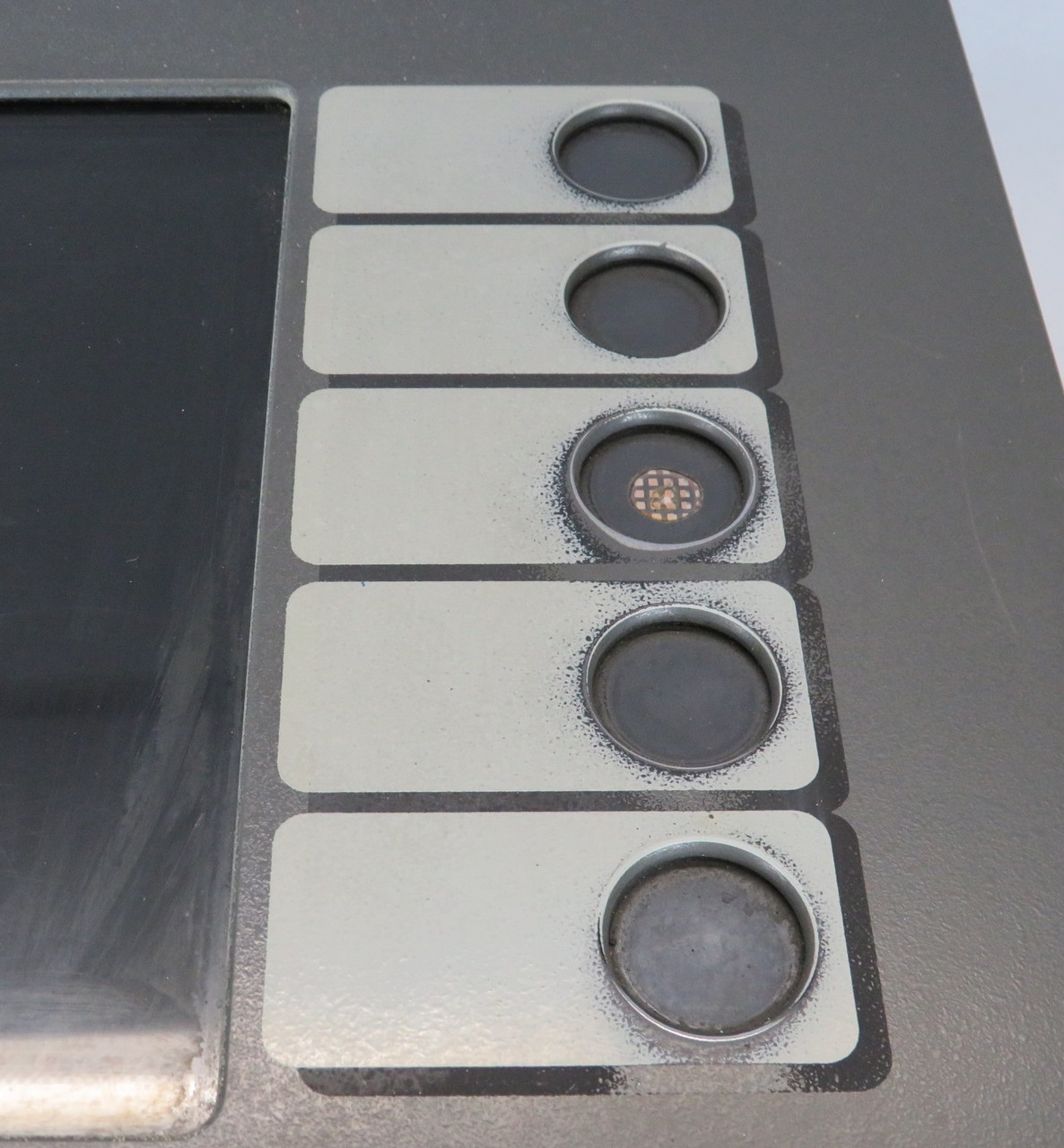 Cutler-Hammer 55PKHX PM5000 LED Operator Interface 120/230VAC BUTTON DAMAGE USED