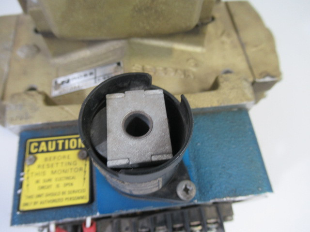 Ross 3573A4201Z Double Air Valve w/421B04 *No Cover* 2-8.5 bar 3/4 NPT USED