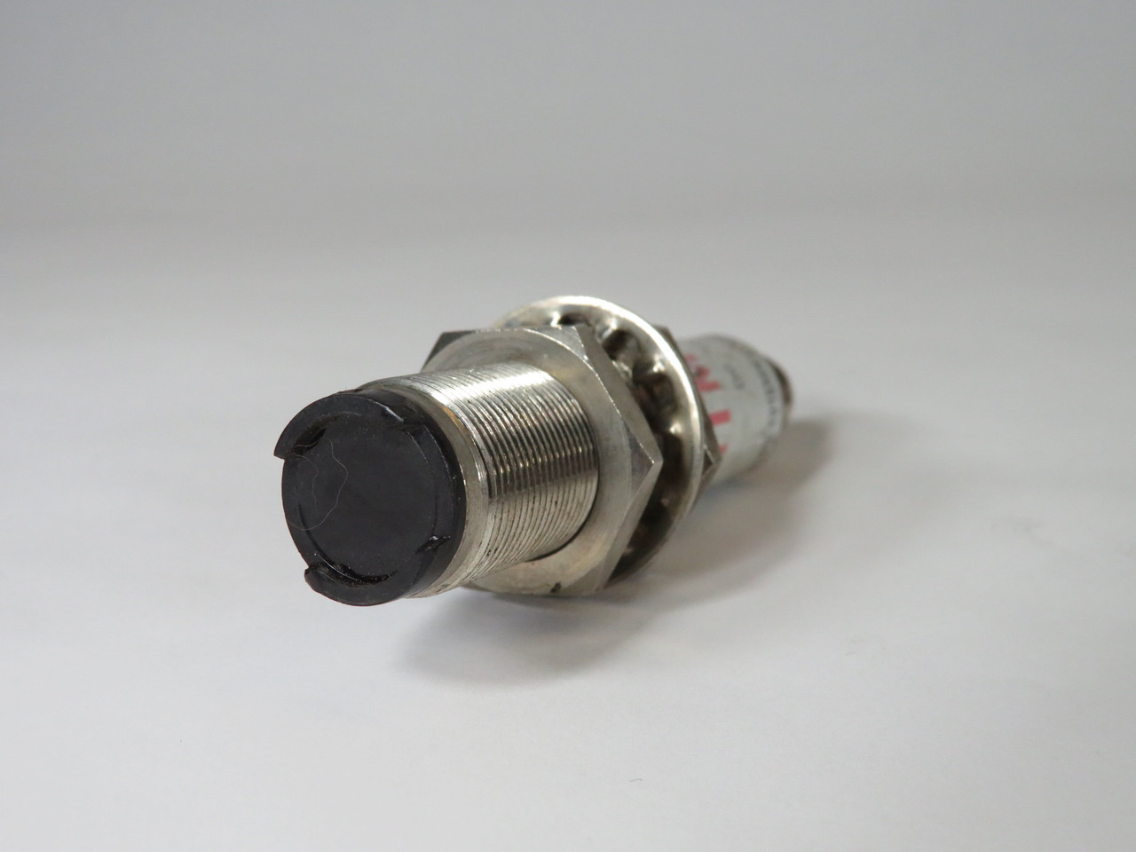 HTM M18B-T015MN-CX9Q4UE Photoelectric Sensor USED