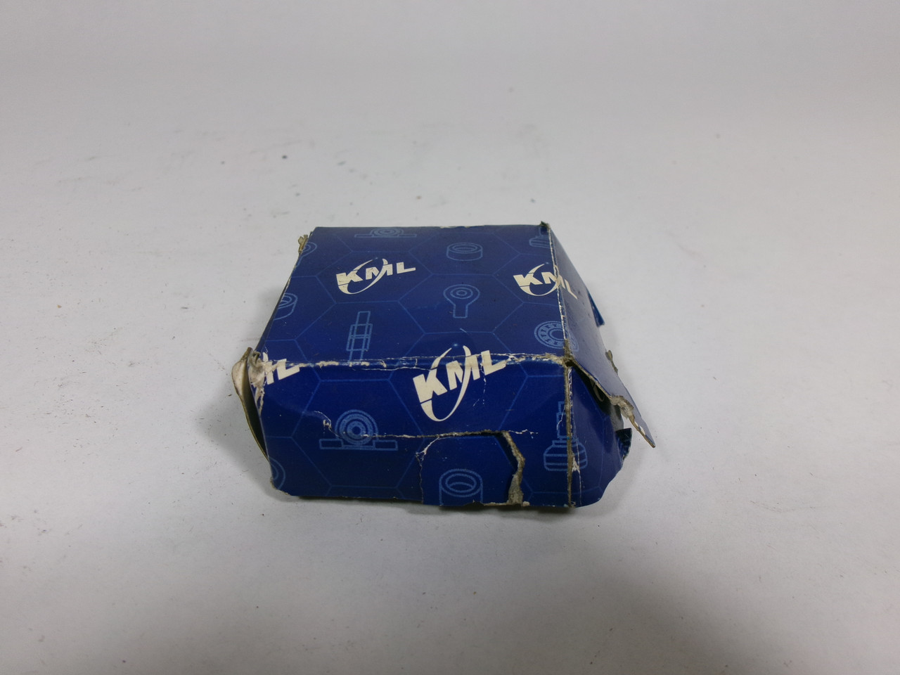 KML 203KRR2 Deep Groove Ball Bearing 0.64" B 1.5748" OD 0.7188" W BOX DMG NEW