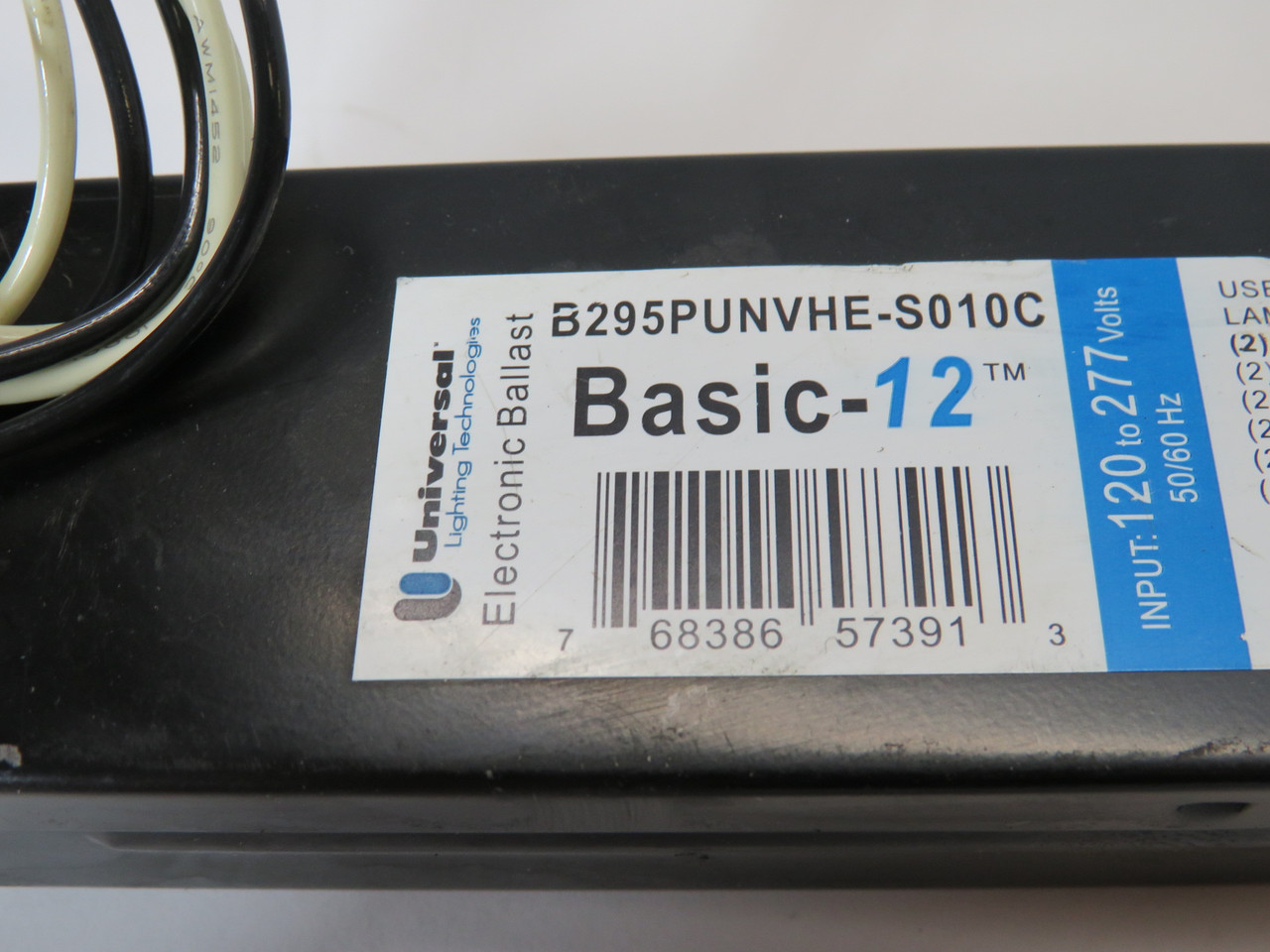 Universal Lighting B295PUNVHE-S010C Electronic Ballast 120/277V SHELF WEAR NOP