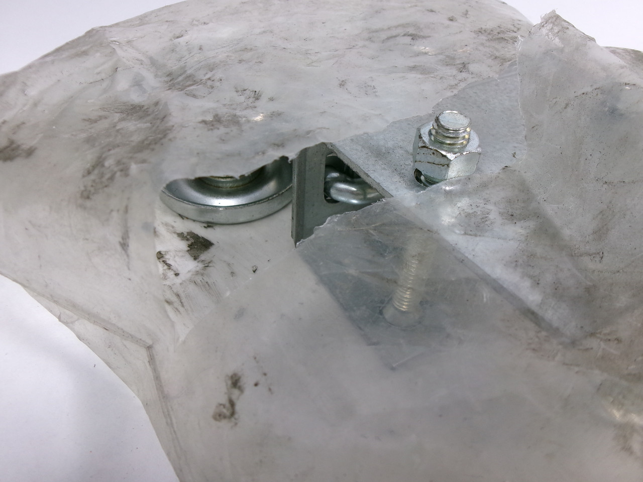 Richards Wilcox 7-6088 Box Track Hanger With Bolts 2-1/8" Wheel DMG BAG NWB