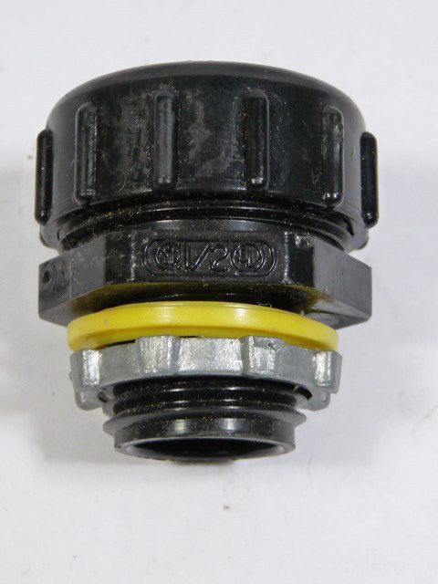 Arlington NMLT50BL Straight PVC Connector 1/2in Black USED