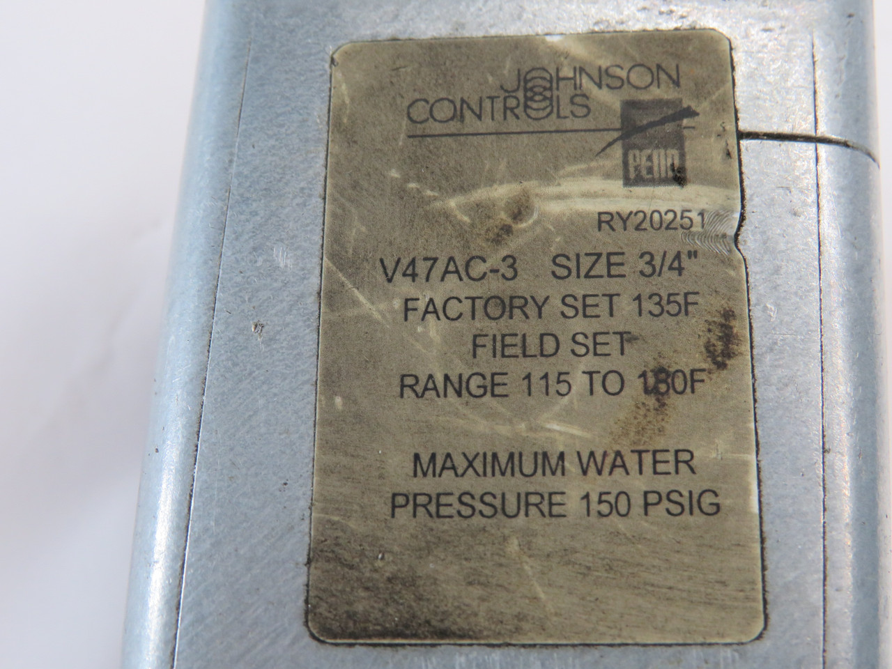 Johnson Controls V47AC-3 Temperature Actuated Modulating Valve 3/4" USED