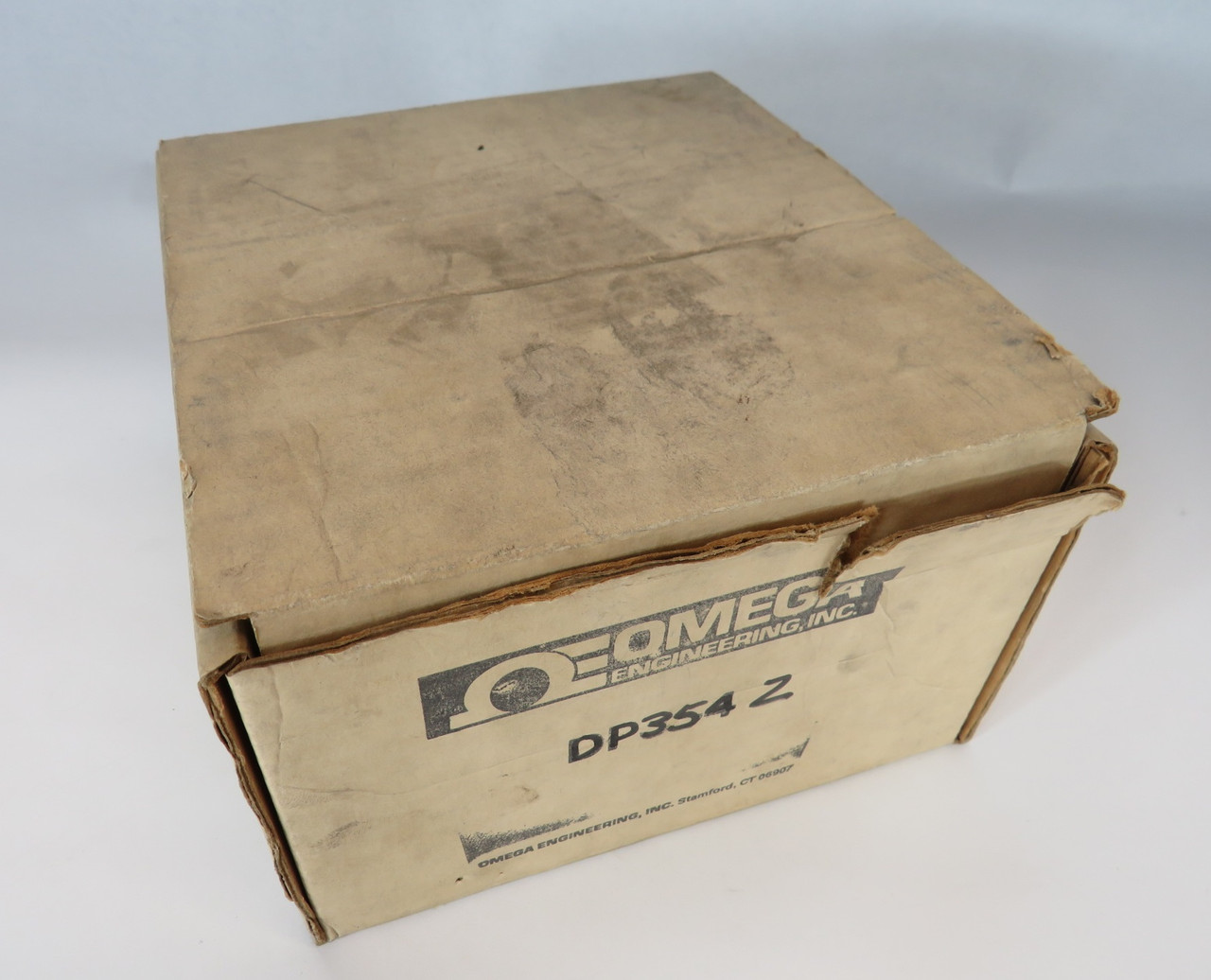 Omega DP354Z Digital Pressure Indicator 115V 2-10 mV MISSING PIN CONNECTORS NEW