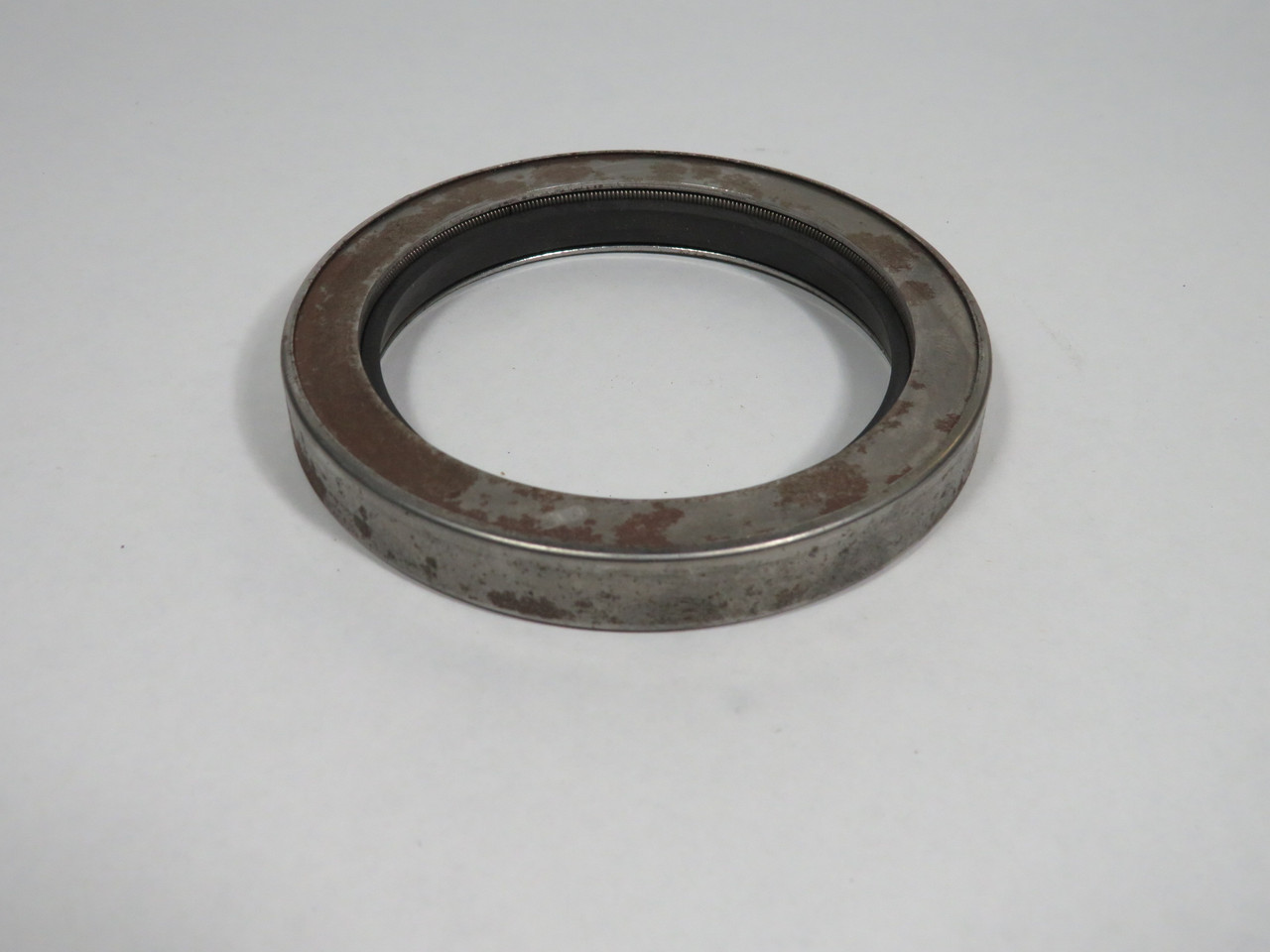 Chicago Rawhide 28041 Oil Seal 1.875" x 2.875" x 0.375" SHELF WEAR/BOX DMG NEW