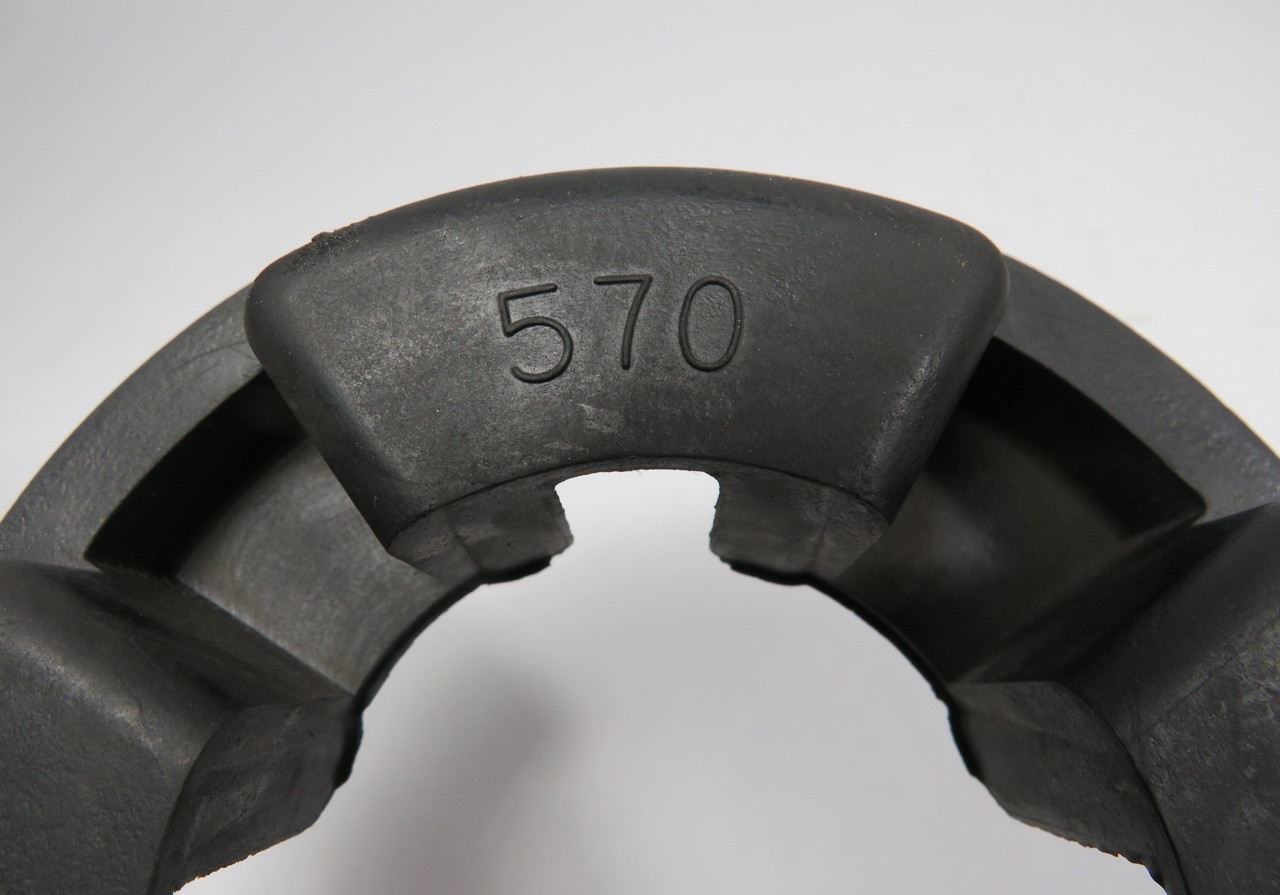 Magnaloy Coupling Co. M570N7 Neoprene 70A Insert 2.380x4.780x1.260 USED