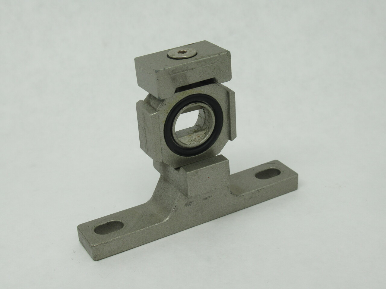 SMC Y30T-T4 Interface with T-Bracket for Modular FRL USED