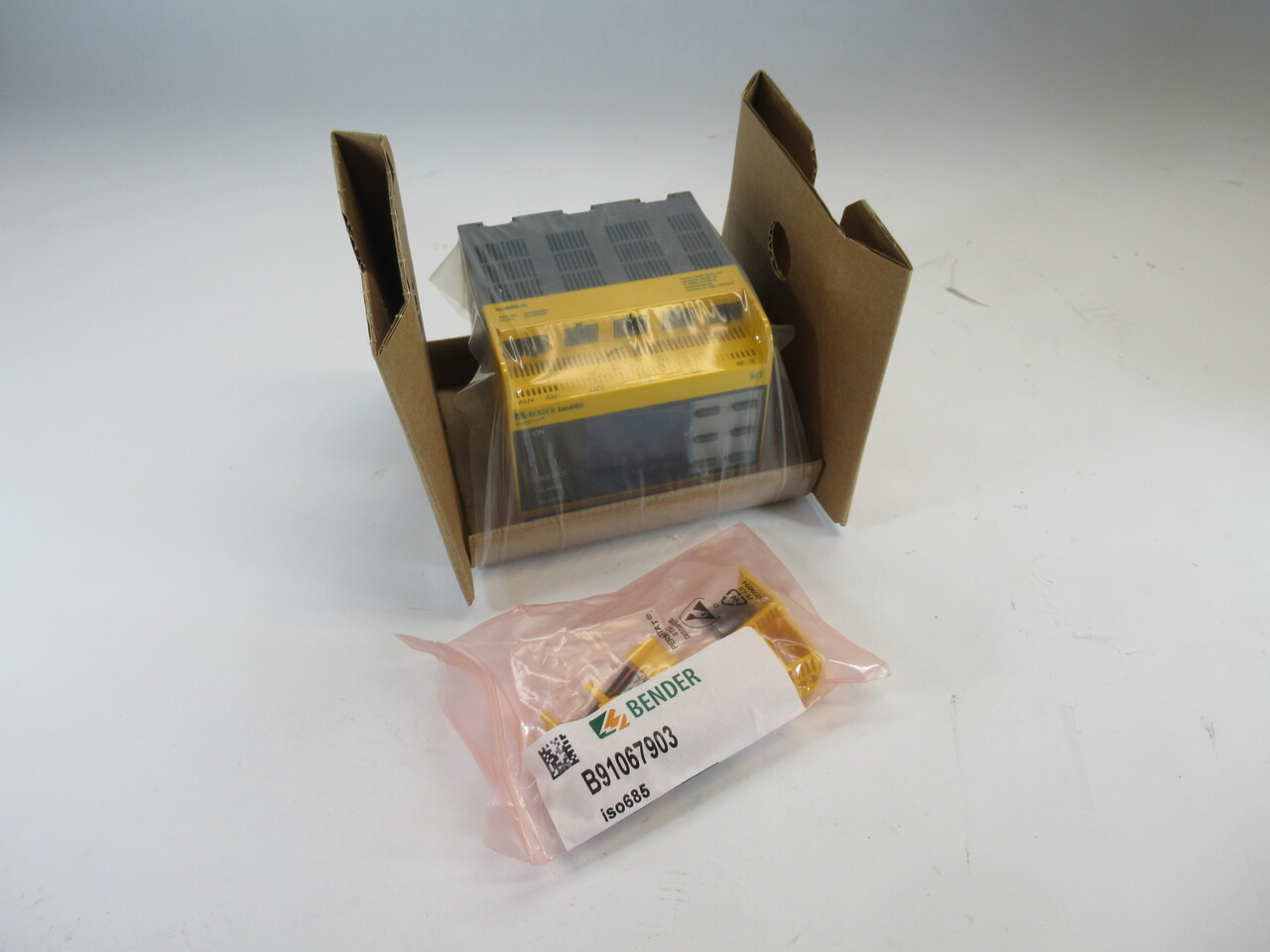 Bender ISO685-D B91067010 Insulation Monitoring Device 24-240VAC/DC 50-400Hz NEW