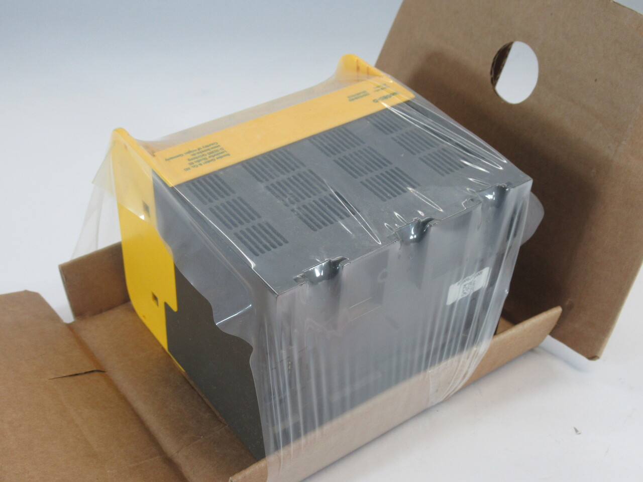 Bender ISO685-D B91067010 Insulation Monitoring Device 24-240VAC/DC 50-400Hz NEW