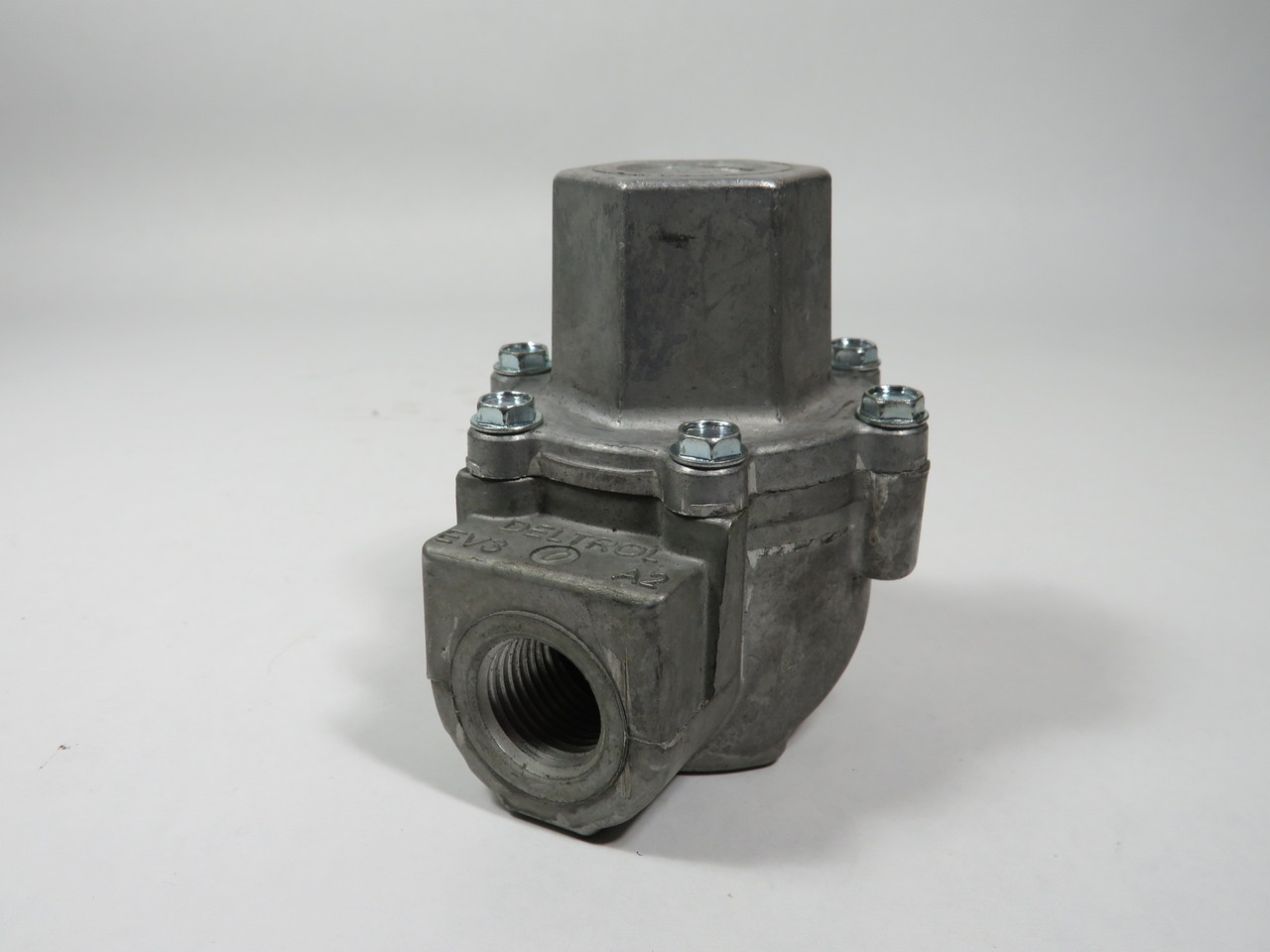 Deltrol EV30A2 Quick Exhaust Valve 1/2" Inlet/Cylinder Ports 3/4" Exhaust Port NEW