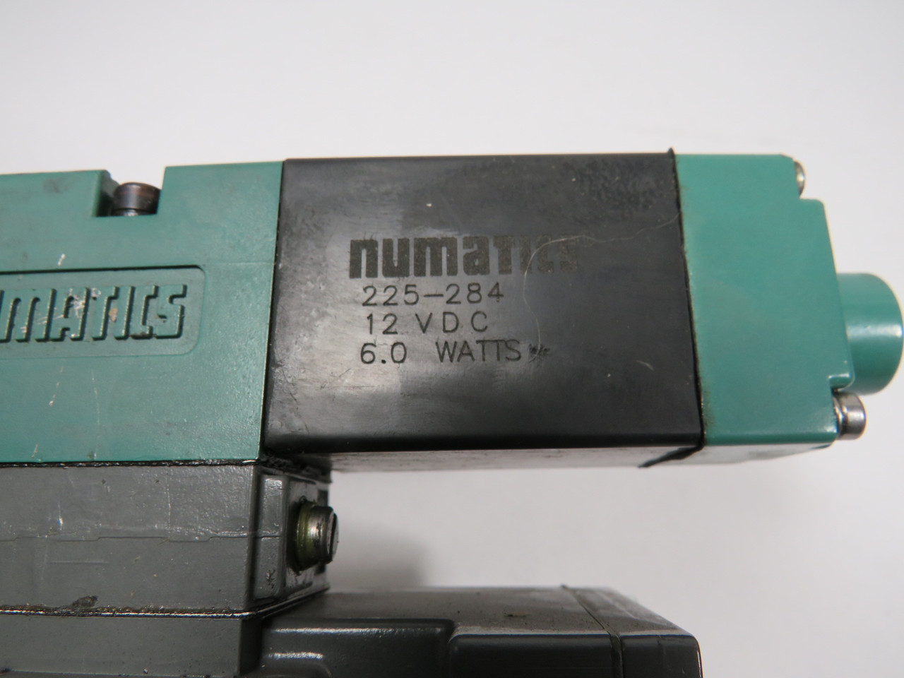 Numatics 082SS43CM000060 Solenoid Actuated Valve W/ Speed Control USED