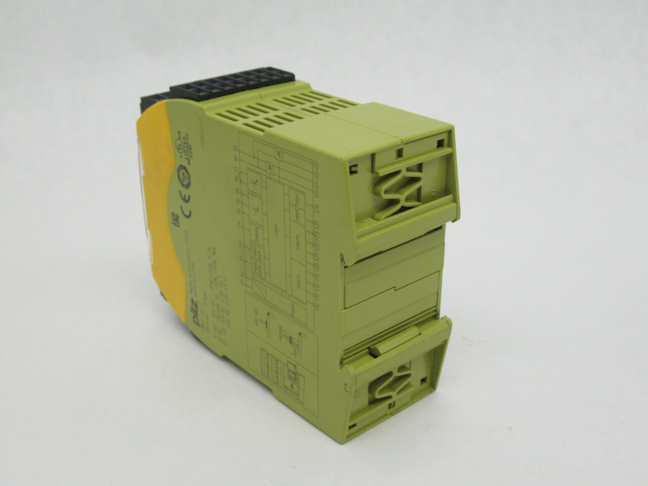 Pilz 751500 PNOZ s50 c Safety Relay 24VDC 24/48VDC SHELF WEAR USED