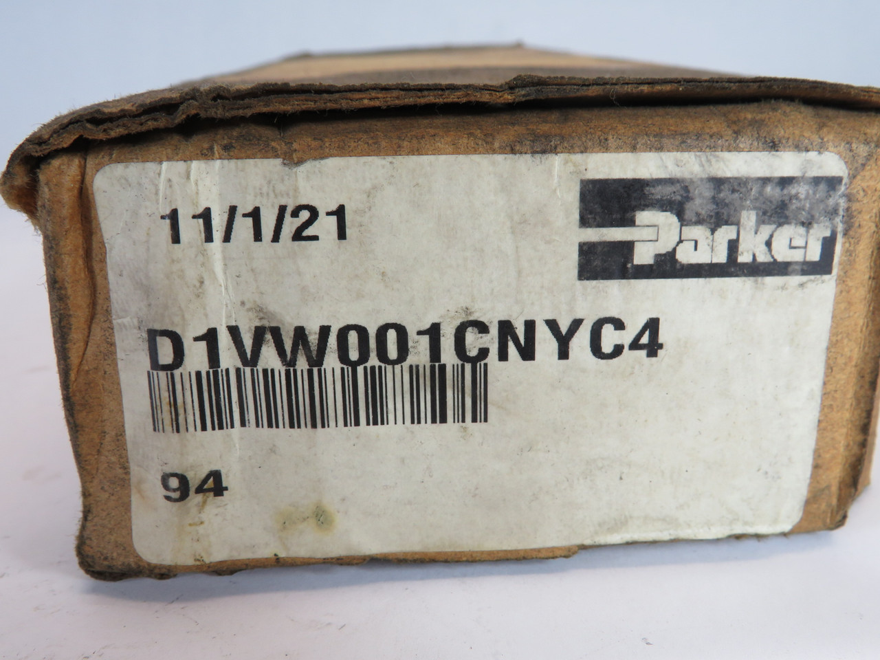 Parker D1VW001CNYC4-94 Directional Control Valve 120V 60Hz 0.60A BOX DAMAGE NEW