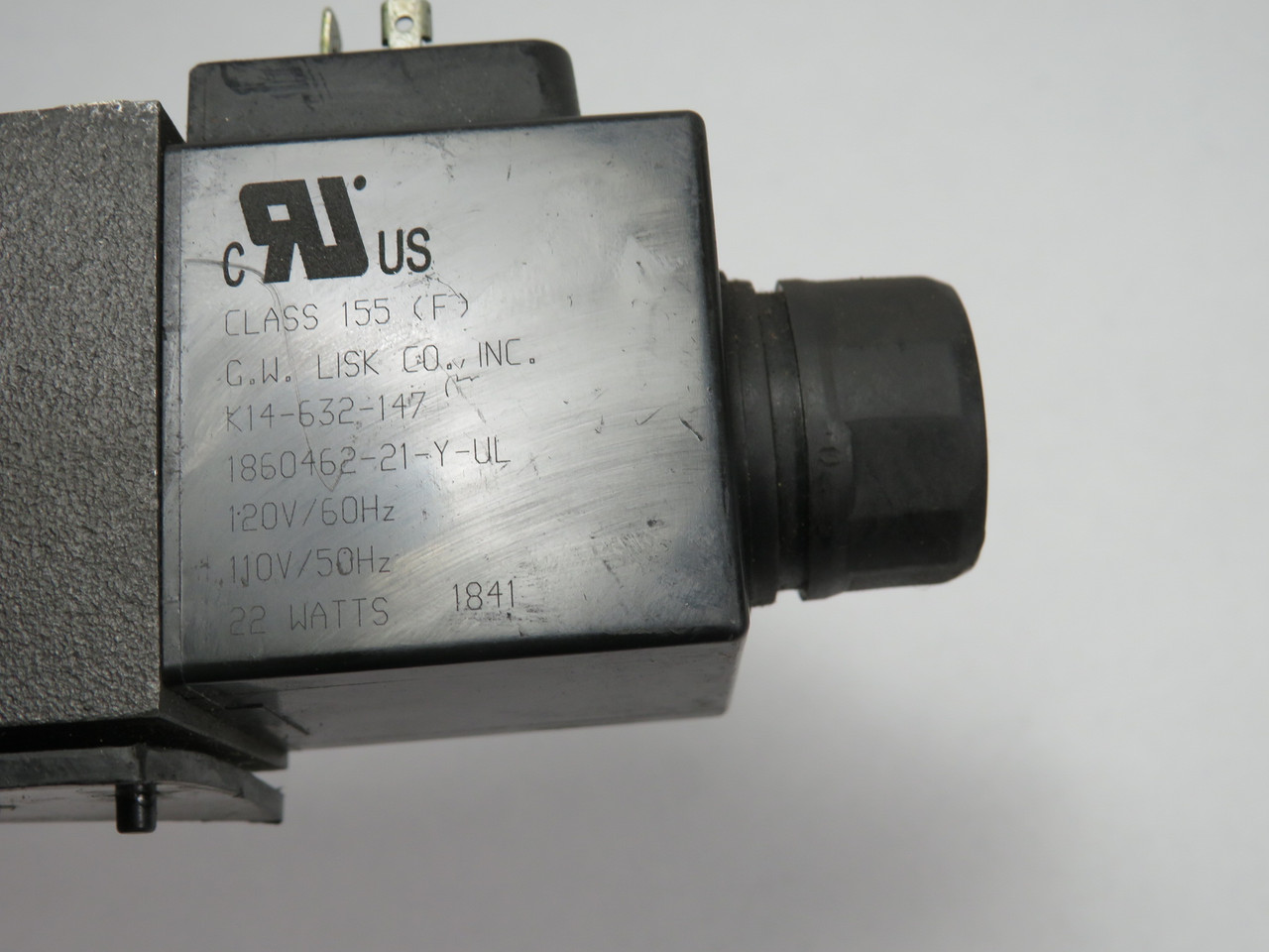 Parker D1VW004CNYWF4-91 Directional Control Valve 120V 60Hz .46A USED