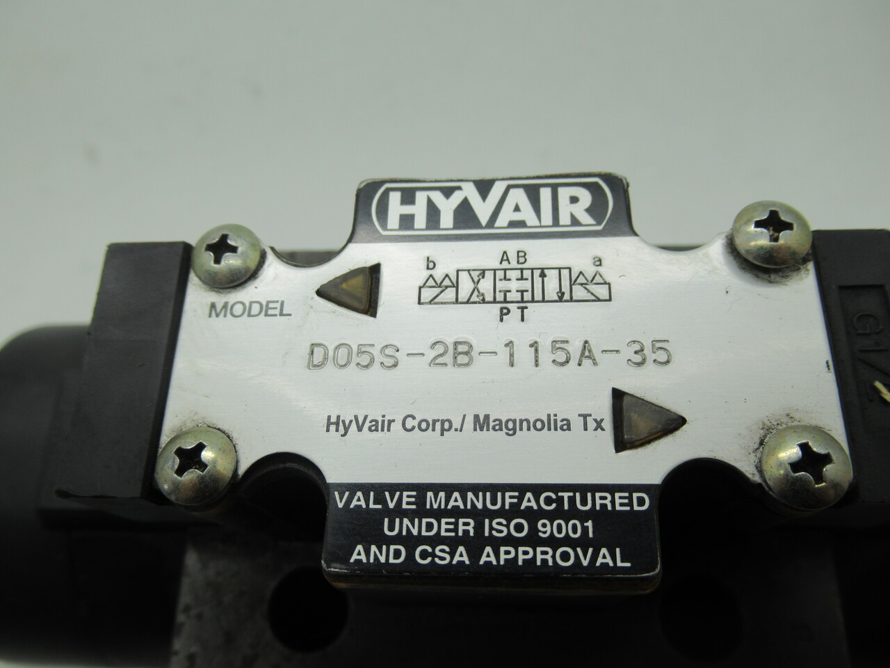 HyVair D05S-2B-115A-35 Solenoid Directional Valve 110V 50/60Hz NOP