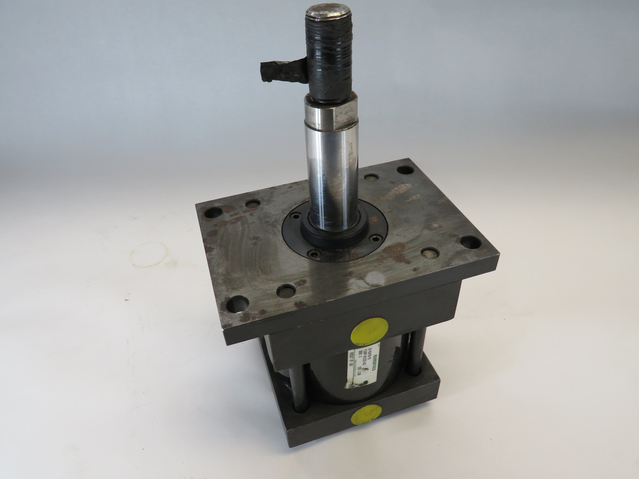 Numatics F1ASPT-01I31E-A12 Pneumatic Cylinder 5" Bore 1.5" Stroke SHELF WEAR NOP