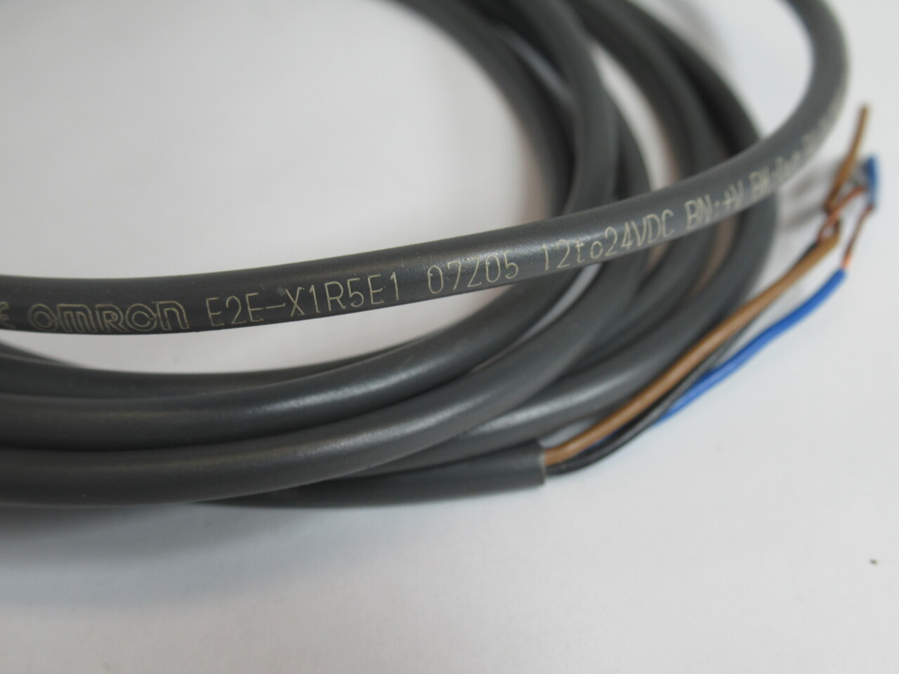 Omron E2E-X1R5E1 Proximity Sensor 12-24VDC NOP