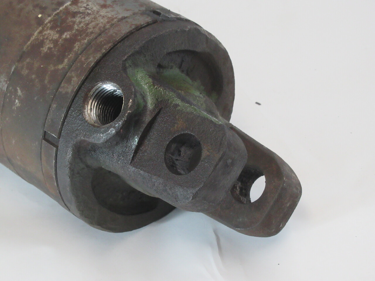 Tomkins Johnson SM3 11121484 Air Cylinder 4" Bore 4-1/8" Stroke SHELF WEAR USED