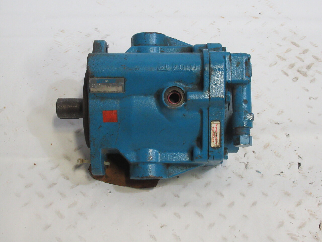 Vickers PVB20-RS-20C-11 Variable Displacement Inline Pump SHELF WEAR NOP