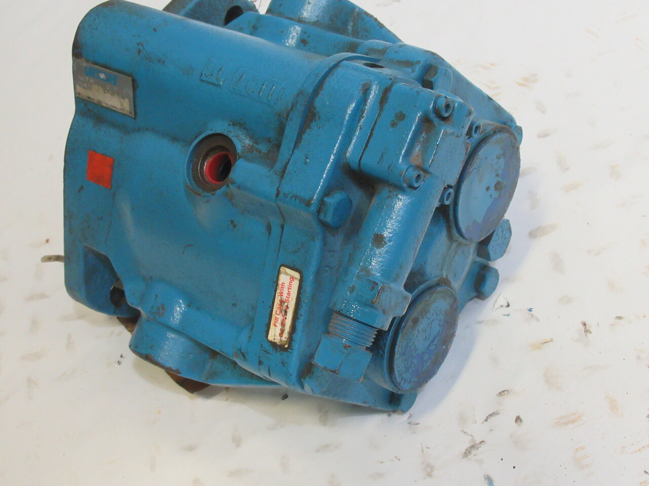 Vickers PVB20-RS-20C-11 Variable Displacement Inline Pump SHELF WEAR NOP