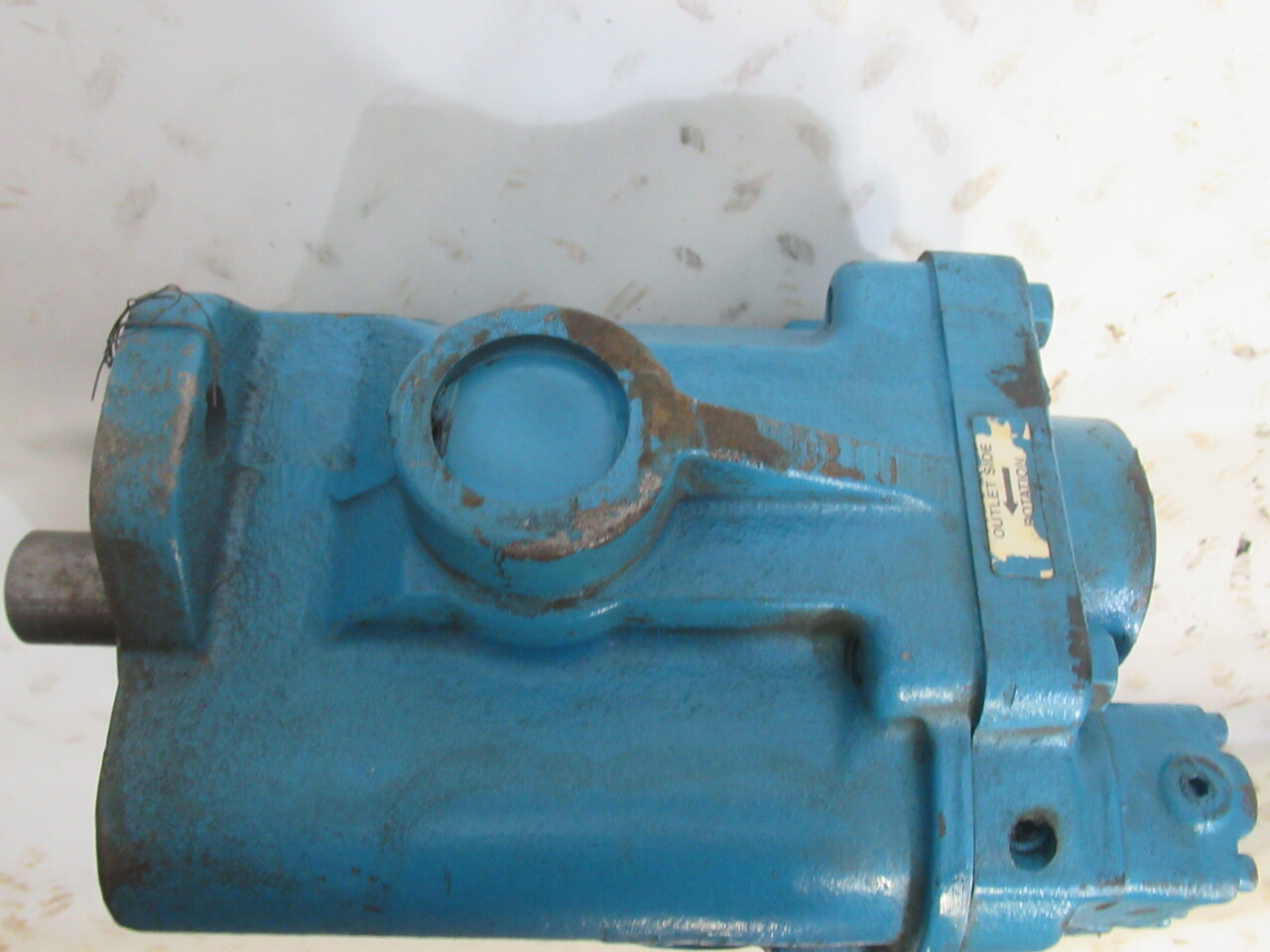 Vickers PVB20-RS-20C-11 Variable Displacement Inline Pump SHELF WEAR NOP