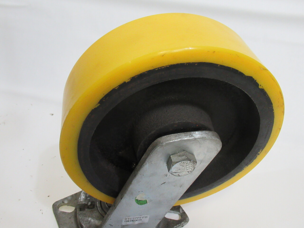 Muvtons BDS-82S-SJS Yellow Swivel Caster Wheel Cast Iron Core 200mm Dia. USED