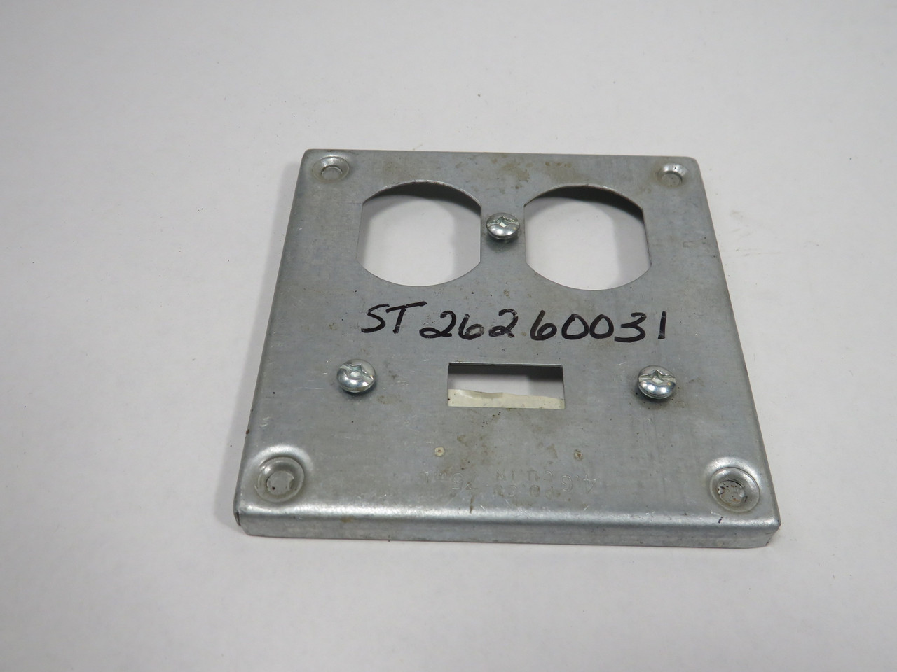 Iberville BC8375 4” Square Box Cover for Switch/Receptacle SHELF WEAR NOP