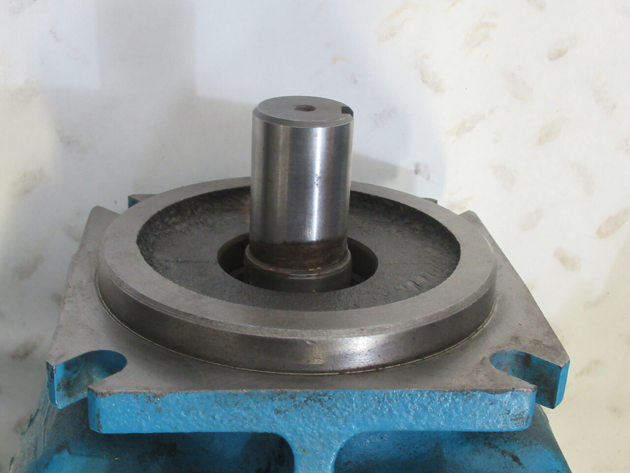 Vickers PVH57QPC-RF-1S-10-C14-31 Piston Pump 57.4cm3/r SHELF WEAR NOP