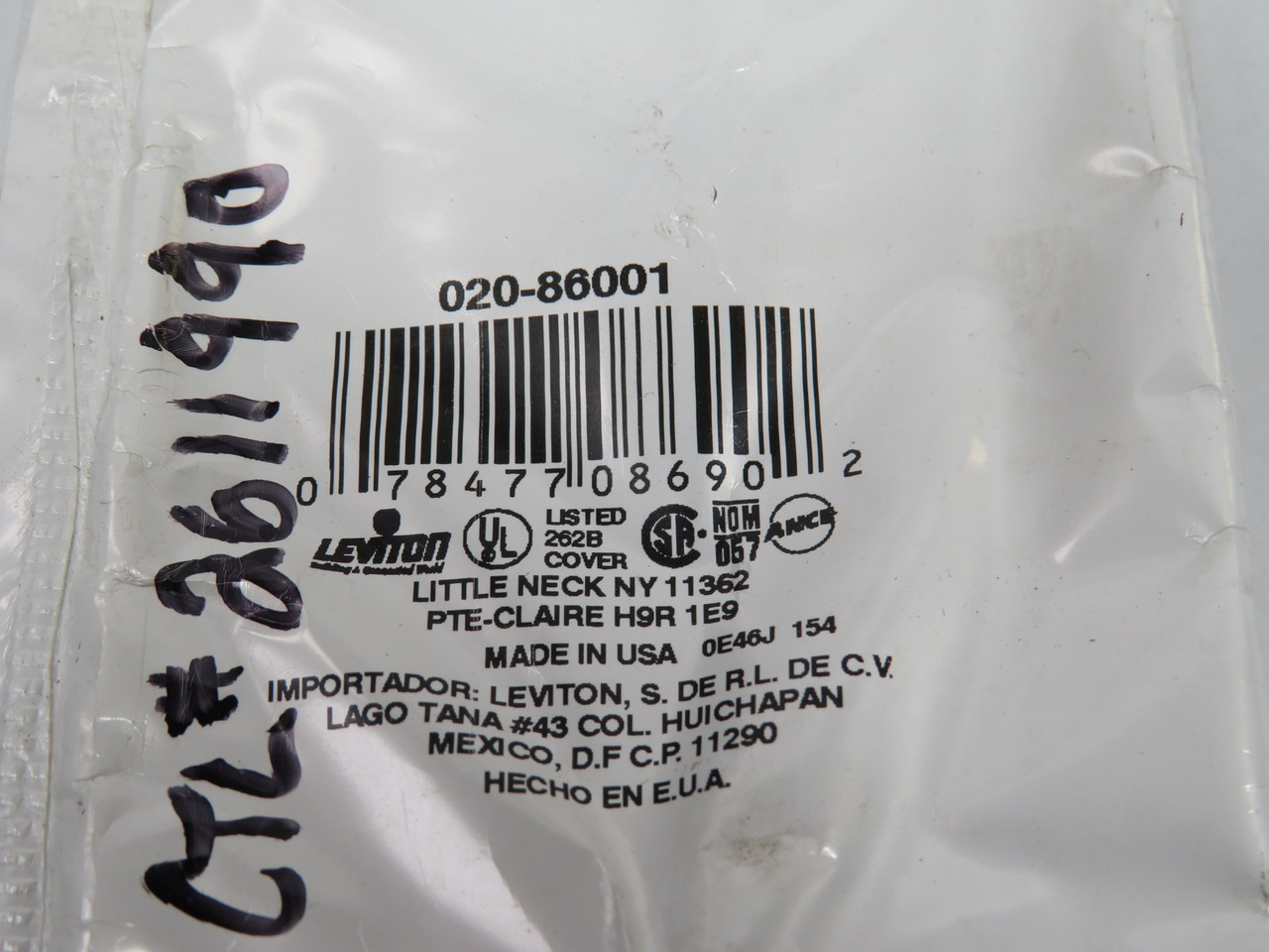 Leviton 86001 1-Gang Ivory Toggle Switch Wallplate Lot of 10 NWB