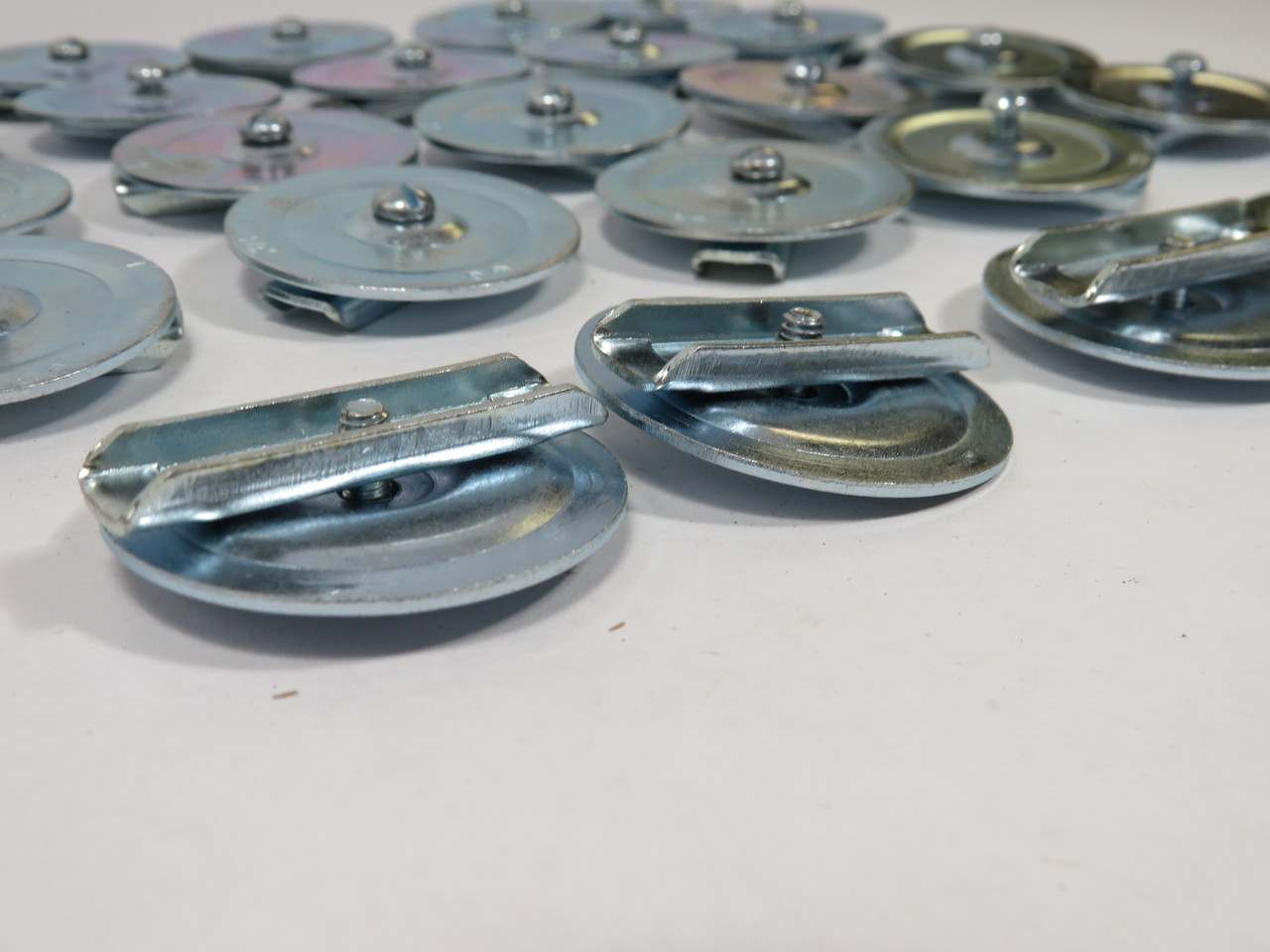 Gardner Bender KO703 1” Knockout Seal 25-Pack BOX DAMAGE NEW