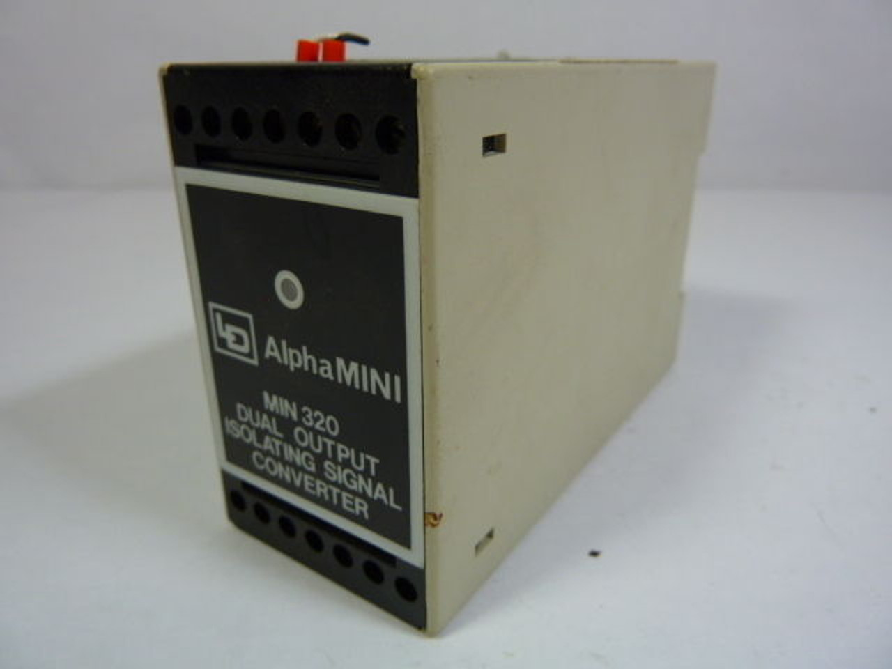 Lee-Dickens Min-320 (74416-1-1) Signal Converter Isolating 24VDC 4-20MA USED